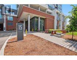 2214 - 15 WELLINGTON STREET - 5