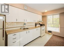 606 - 358 WATERLOO AVENUE - 24