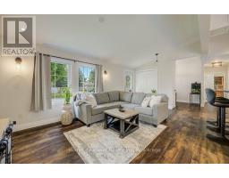 1077 QUEEN STREET - 4
