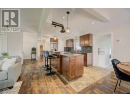 1077 QUEEN STREET - 6