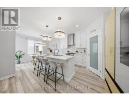 89 ACORN TRAIL - 12