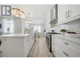 89 ACORN TRAIL - 14