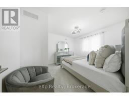 89 ACORN TRAIL - 29