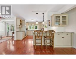135 HUME ROAD - 14