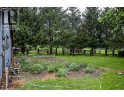 392817 SOUTHGATE SIDEROAD 39 - 42