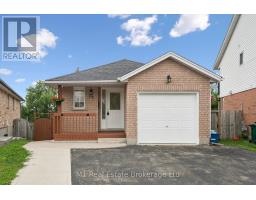 72 ORCHID CRESCENT - 1