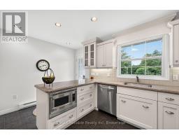 60 TUYLL STREET - 11
