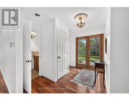 60 TUYLL STREET - 18