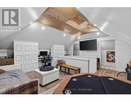 581 QUEEN STREET - 33