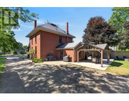 581 QUEEN STREET - 37