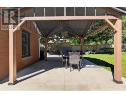 581 QUEEN STREET - 38