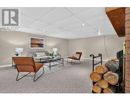 44 SHELLWOOD SHORES AVENUE - 28