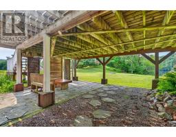 44 SHELLWOOD SHORES AVENUE - 36