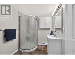 85 PICTON STREET W - 25