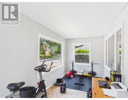 410 RUSSELL STREET - 8