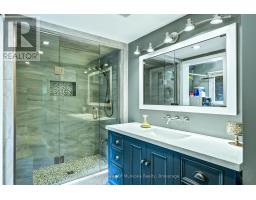 3650 MUSKOKA ROAD 117 - 18