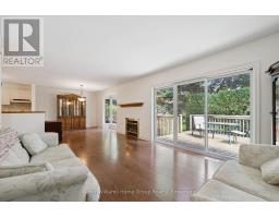 6 PARKSIDE DRIVE - 19