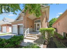6 PARKSIDE DRIVE - 2