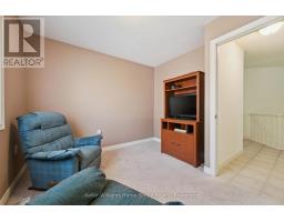 6 PARKSIDE DRIVE - 27