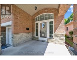 6 PARKSIDE DRIVE - 3