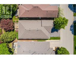 6 PARKSIDE DRIVE - 38