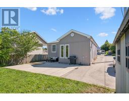 68 ELGIN STREET S - 2