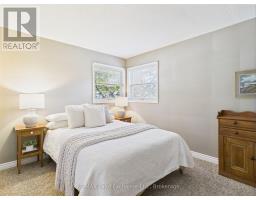 422 PENETANGORE ROW - 26