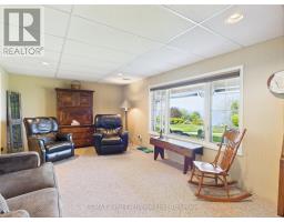 422 PENETANGORE ROW - 29
