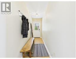 422 PENETANGORE ROW - 31
