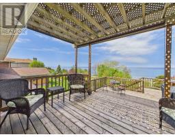 422 PENETANGORE ROW - 6