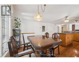 28 PEGLAR CRESCENT - 12