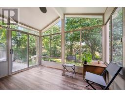 28 PEGLAR CRESCENT - 17