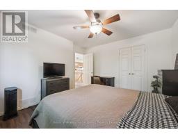 28 PEGLAR CRESCENT - 20