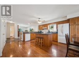 28 PEGLAR CRESCENT - 5