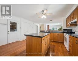 28 PEGLAR CRESCENT - 7