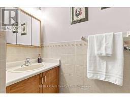 33 DEMILLE STREET - 21
