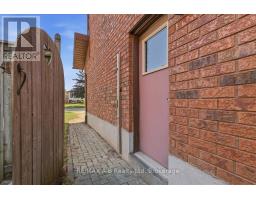33 DEMILLE STREET - 38