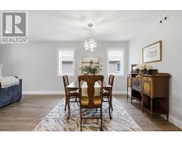 72 HALLS DRIVE - 15