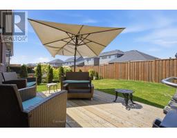 72 HALLS DRIVE - 34