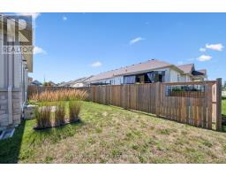 52 FINDLAY WAY - 40