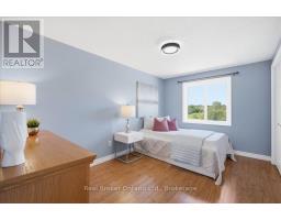 12 CASTLEBURY DRIVE - 23