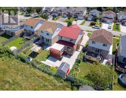 12 CASTLEBURY DRIVE - 42