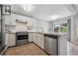 144 KEMP CRESCENT - 16