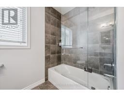 144 KEMP CRESCENT - 28