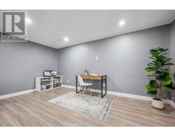 144 KEMP CRESCENT - 33