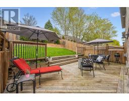 144 KEMP CRESCENT - 37