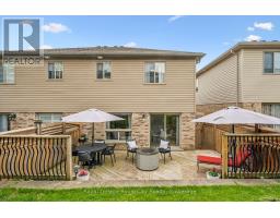 144 KEMP CRESCENT - 41