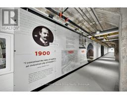 304 - 120 HURON STREET - 40