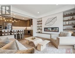 645 ANTON CRESCENT - 3