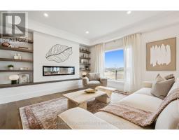 645 ANTON CRESCENT - 4